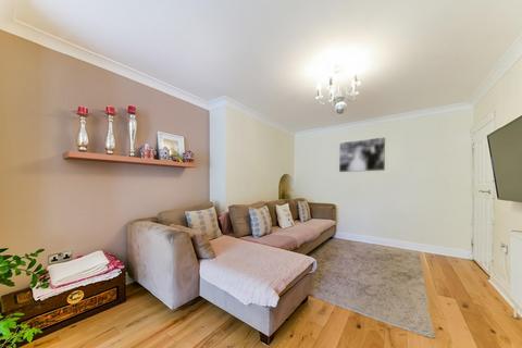 9 Westcoombe Avenue, London, SW20 0RQ