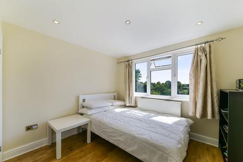 9 Westcoombe Avenue, London, SW20 0RQ