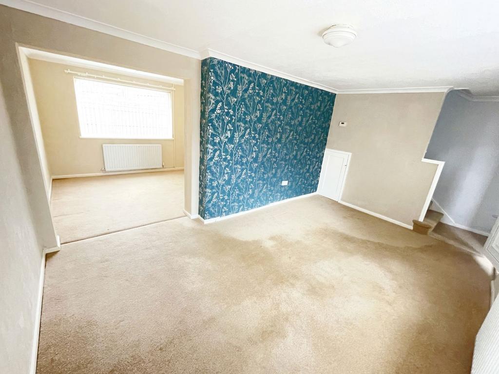 Henderson Road, Simonside, South Shields, Tyne and Wear, NE34 9QW 3 bed
