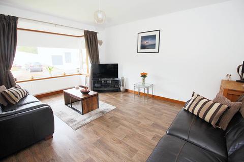 14 Castle Avenue, Balloch, Alexandria, G83 8HX