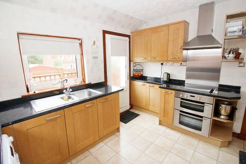 14 Castle Avenue, Balloch, Alexandria, G83 8HX