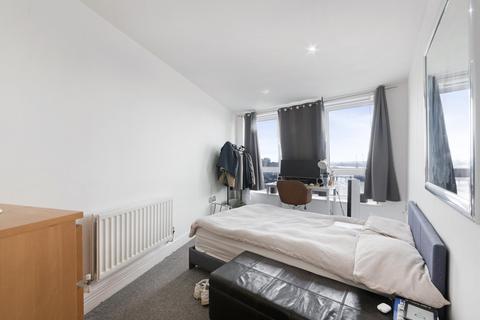 3 bedroom apartment for sale, Wards Wharf Approach, London, E16