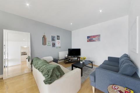 3 bedroom apartment for sale, Wards Wharf Approach, London, E16