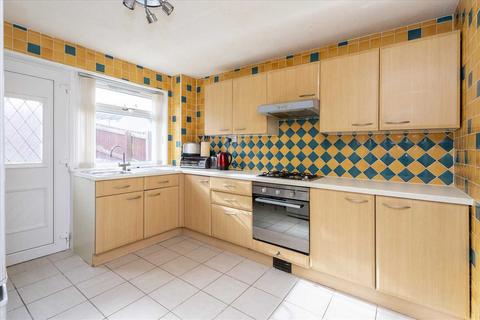 2 bedroom end of terrace house to rent, 15 The Loan, EH51 0HN