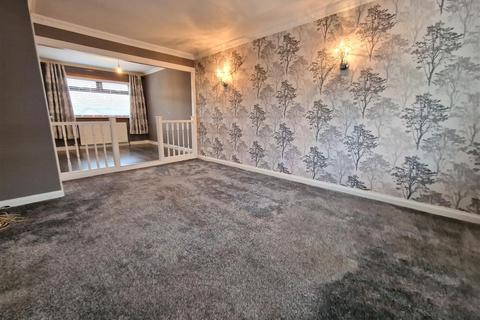 3 bedroom terraced house to rent, Barclay Drive, Kilmarnock