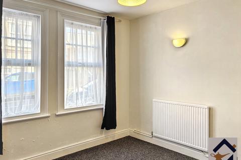 undefined, Robinson Road, Rushden NN10