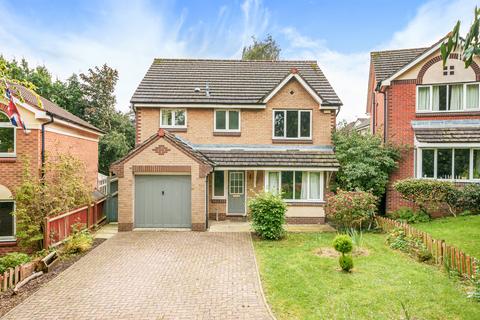 4 bedroom detached house for sale, Stonecrop Drive, Harrogate, North Yorkshire, HG3