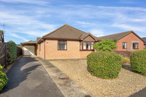 3 bedroom bungalow for sale, Lilac Close, Bourne, PE10