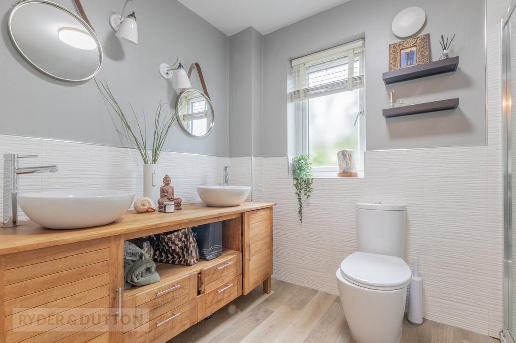 En- Suite