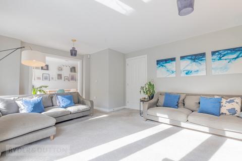 2 Brooke View, Delph, Oldham, OL3 5GF