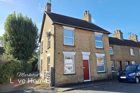 3 bedroom end of terrace house for sale, Sharpenhoe Road, Barton-Le-Clay, MK45 4SD