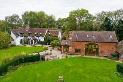 4 bedroom detached house for sale, Yarningale Lane, Yarningale Common, Warwick, Warwickshire, CV35