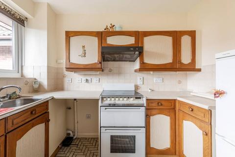 1 bedroom flat for sale, Woodcock Hil, Preston, Harrow, HA3