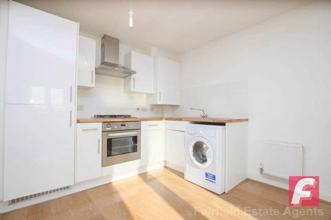 2 bedroom apartment for sale, Wells Court, Central Watford