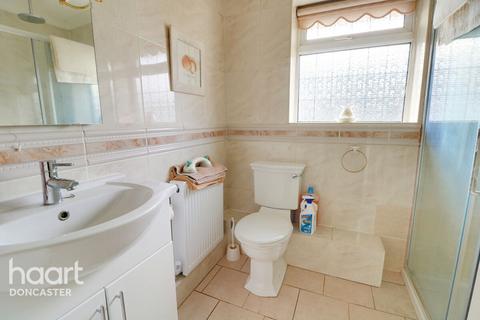 24 Greenfield Gardens, Doncaster, DN4 6TF