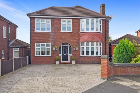 4 bedroom detached house for sale, Shelley Road, Widnes