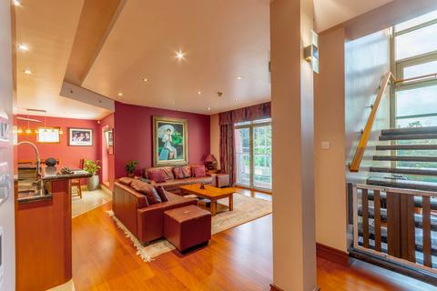 4 bedroom penthouse for sale, Park Valley, The Park NG7 1BS
