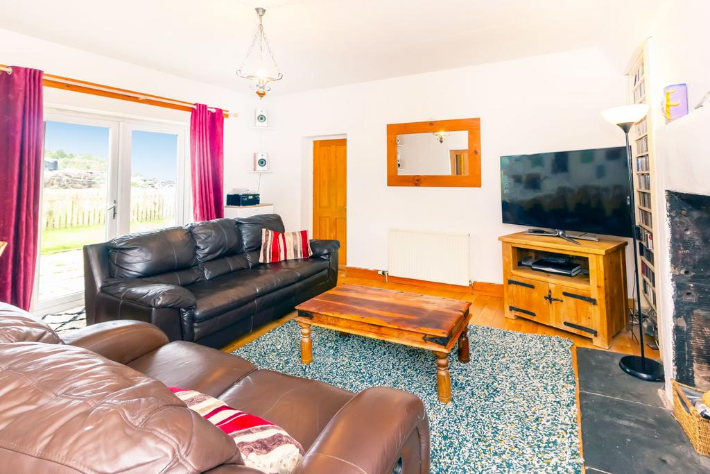 Ayr Road Cottage, Levenseat, Fauldhouse, Bathgate EH47 7 bed detached house for sale £305,000