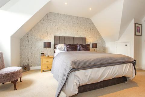 4 bedroom semi-detached house for sale, Avenue Road, Lymington, Hampshire, SO41