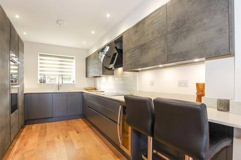 undefined, Avenue Road, Lymington, Hampshire, SO41