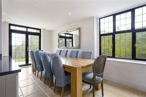 Pine House Churt Road, Hindhead, GU26 6HY