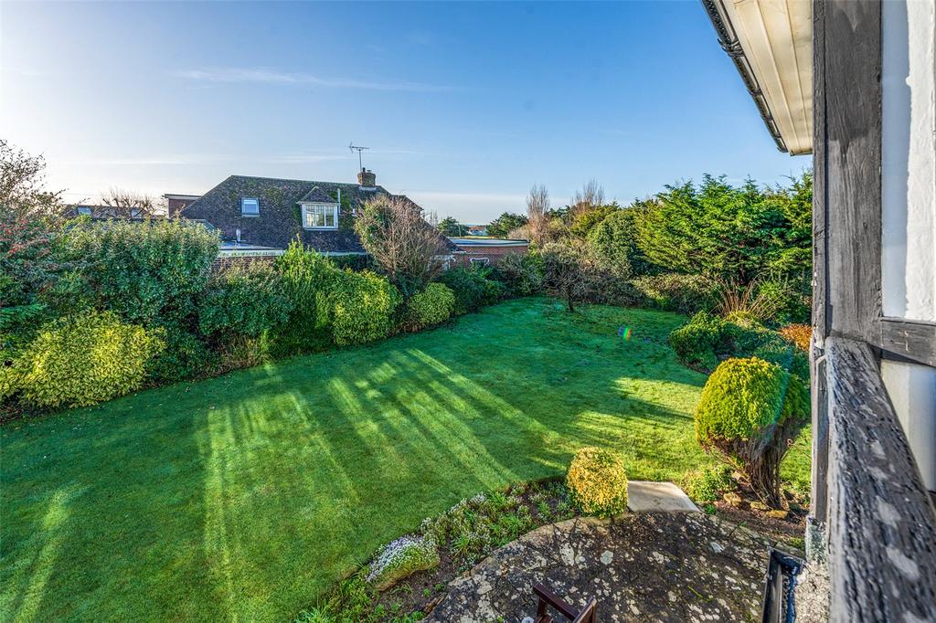Oval Waye, Ferring, Worthing, West... 4 bed detached house £1,250,000