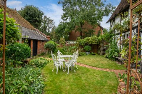 3 bedroom cottage for sale, The Walk Winslow Buckingham, Buckinghamshire, MK18 3AJ