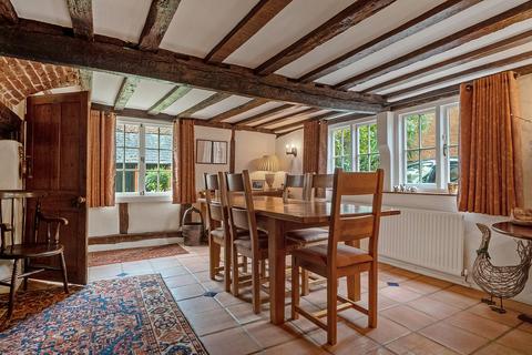 3 bedroom cottage for sale, The Walk Winslow Buckingham, Buckinghamshire, MK18 3AJ