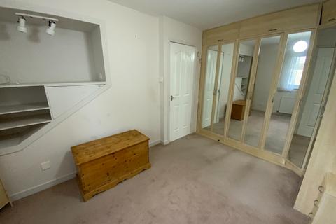 37 Duncanson Drive, Burntisland, KY3 9JS
