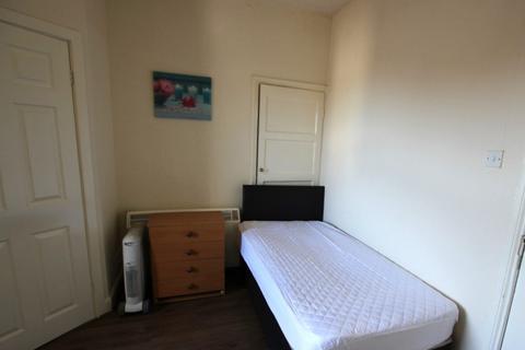 Studio to rent, Dovecot Street, Stockton