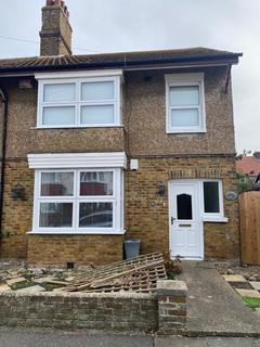 4 bedroom end of terrace house for sale - Glebe Gardens, Margate CT9