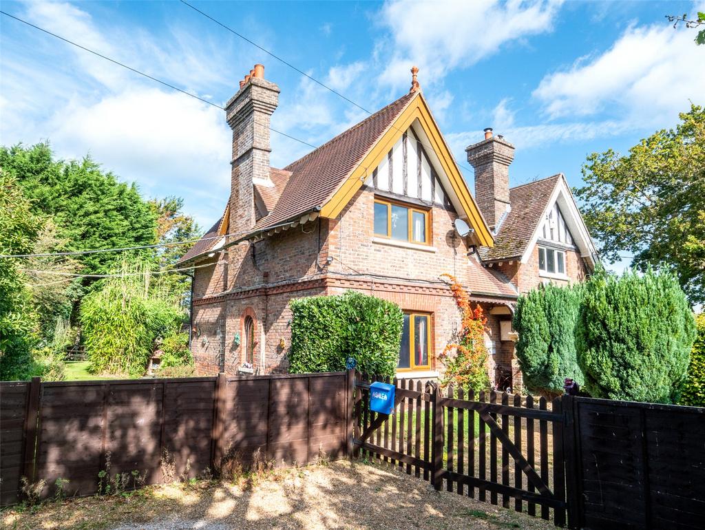 Chilsham Lane, Herstmonceux 4 bed semidetached house for sale £600,000