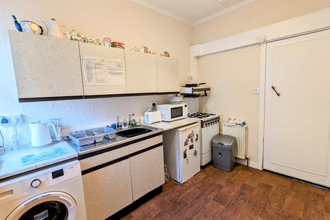 16 Bath Square, Ardrossan, KA22 8DP