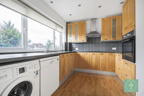 2 bedroom maisonette for sale, Bramley Road, Oakwood, London, N14
