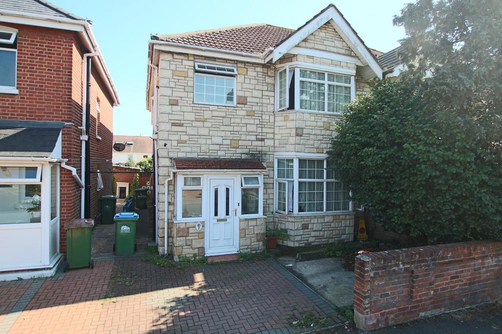 Shirley, Southampton 4 bed semidetached house for sale £365,000