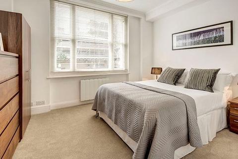 2 bedroom flat to rent, London W1J