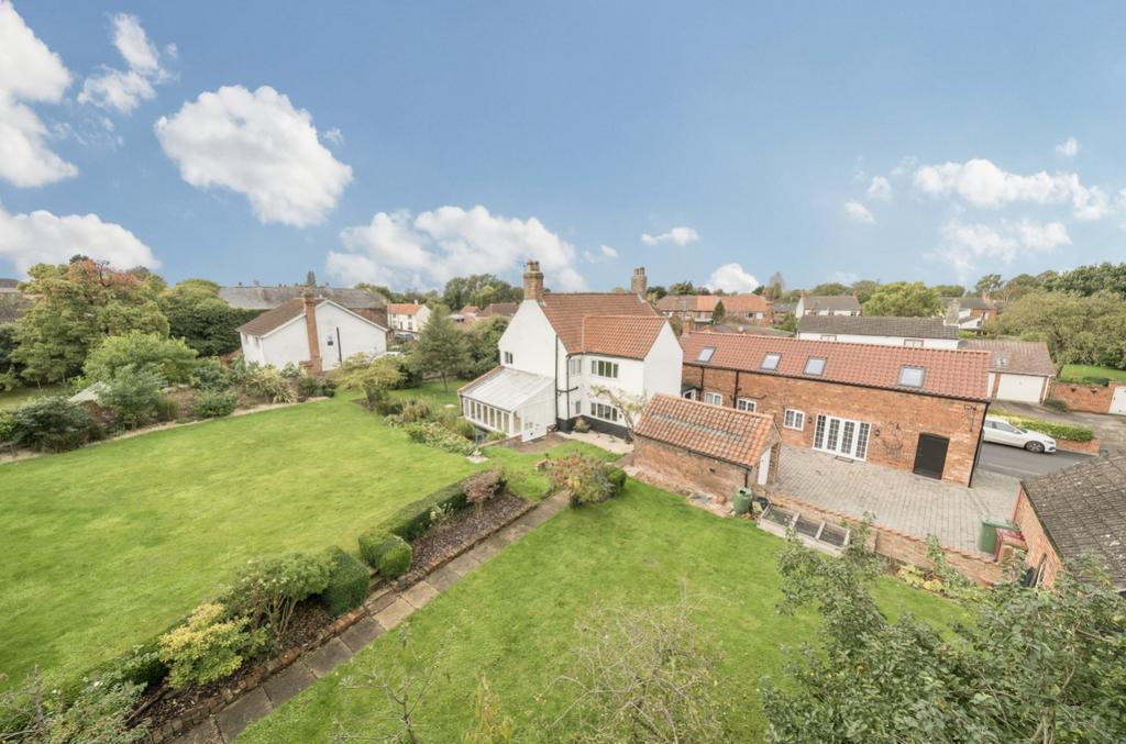 Howe Lane, Goxhill, BarrowuponHumber, Lincolnshire, DN19 7 bed
