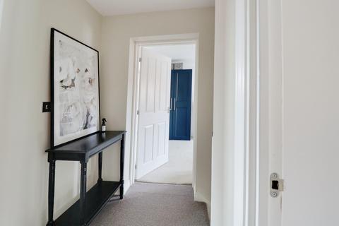 24 Sandy Crescent, Great Wakering, Southend-on-sea, SS3 0FN