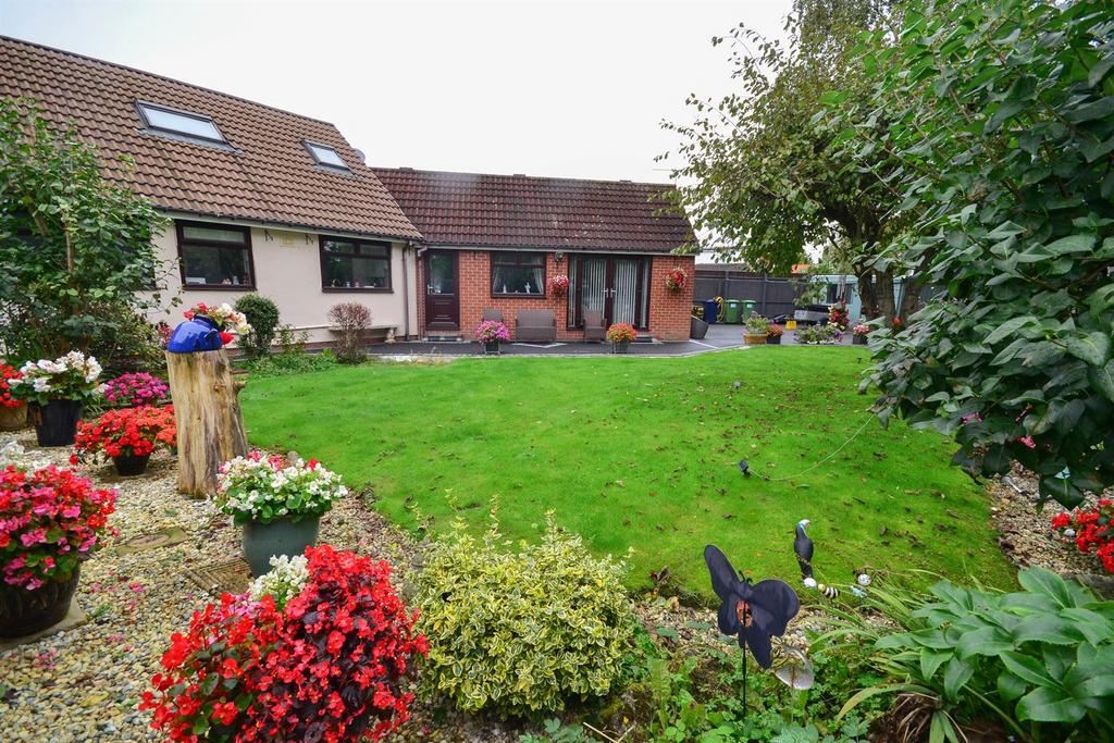 East Drive, Cleadon 2 bed bungalow for sale £335,000