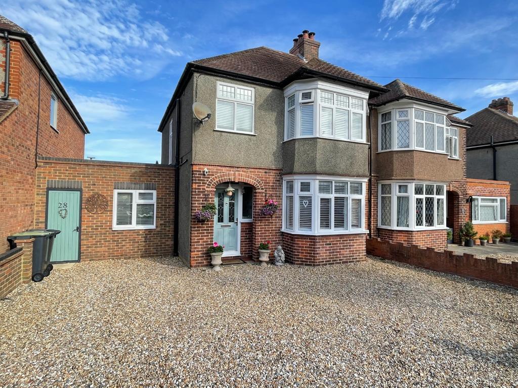 St. Martins Avenue 3 bed semidetached house £430,000
