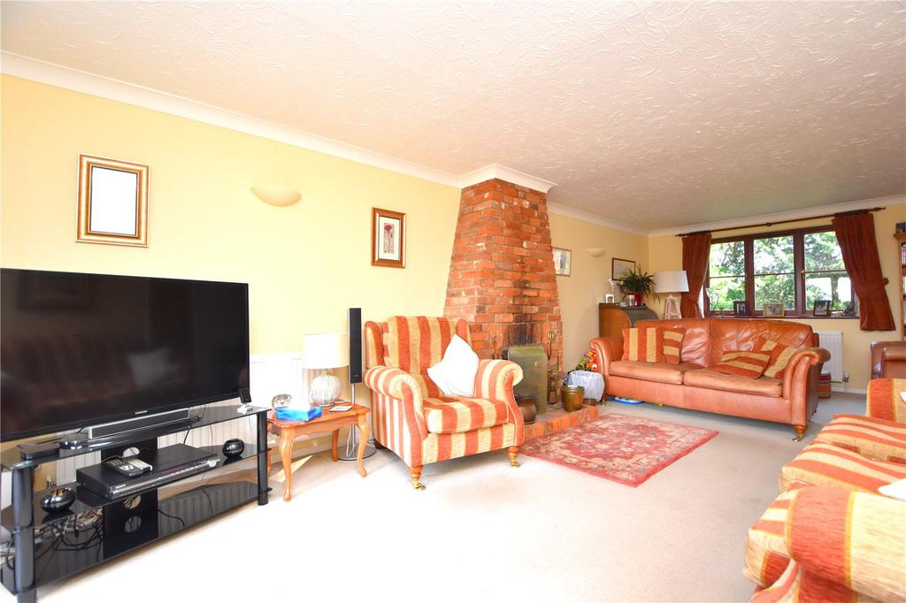 Anchor Mill Lane, Chelmondiston, Ipswich, IP9 4 bed detached house for