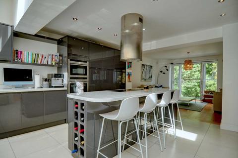55 Valley Road, Henley-on-thames, RG9 1RL