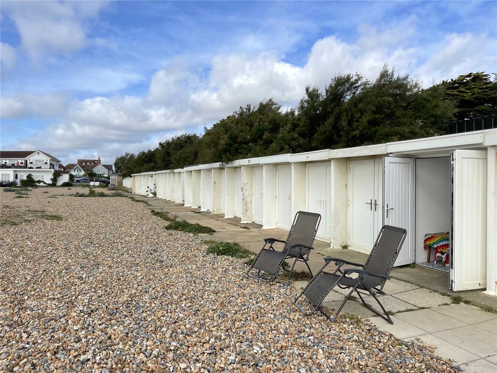 South Strand, East Preston, Littlehampton, West Sussex, BN16 1 bed property for sale £35,000