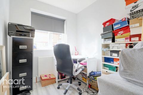 191 Elm Road, Shoeburyness, Southend-on-sea, SS3 9RX