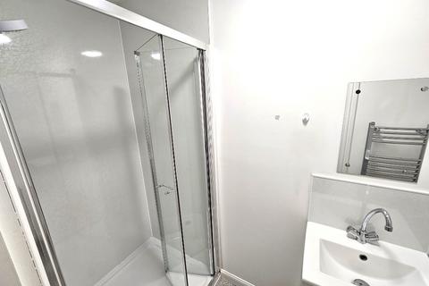 1 bedroom in a house share to rent, Roslin Terrace, City Centre, Aberdeen, AB24