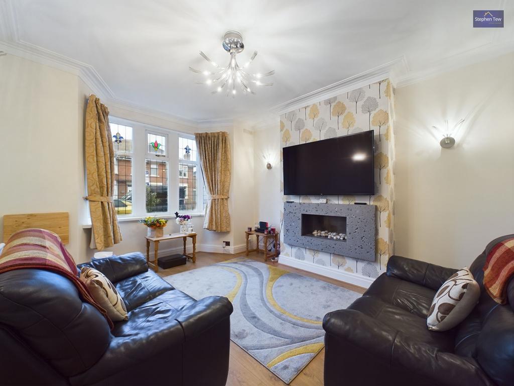 St. Martins Road, Blackpool, FY4 3 bed semidetached house for sale £