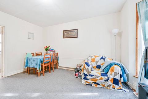 2 bedroom end of terrace house for sale, Arrow Road, Bow, London, E3
