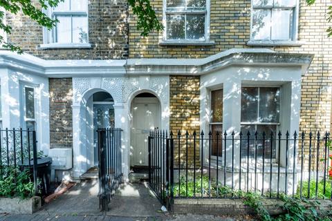 2 bedroom end of terrace house for sale, Arrow Road, Bow, London, E3