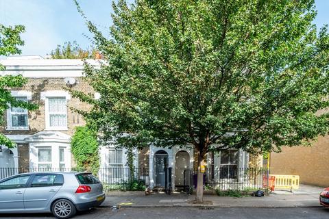 2 bedroom end of terrace house for sale, Arrow Road, Bow, London, E3