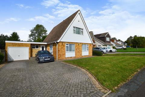 4 Amberley Close, Send, Woking, GU23 7BX